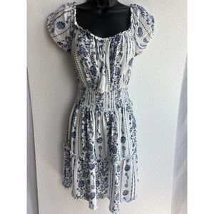 205 Collins Cottage Romantic Dress Floral White Blue Prairie Milkmaid Ruffle L